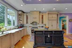 45 Pleasant Ave, Upper Saddle River, NJ 07458 - Photo 24