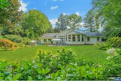45 Pleasant Avenue, Upper Saddle River, NJ 07458 - Photo 44