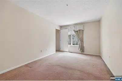 144 Prestwick Way 144 #144, Edison, NJ 08820 - Photo 10
