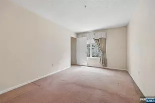 144 Prestwick Way 144, Edison, NJ 08820 - Photo 10