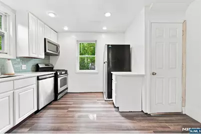 43 Esmond Place, Tenafly, NJ 07670 - Photo 6