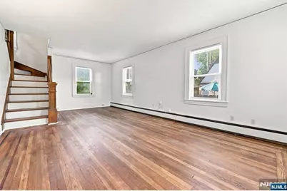 43 Esmond Place, Tenafly, NJ 07670 - Photo 4