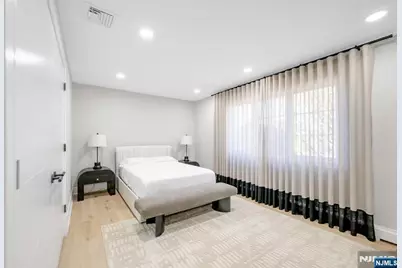 22 Berkshire Place, Englewood Cliffs, NJ 07632 - Photo 22
