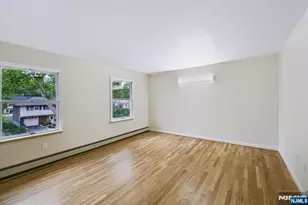 156 River Rd, New Milford, NJ 07646 - Photo 8