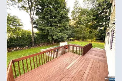 225 Hillside Avenue, Allendale, NJ 07401 - Photo 14