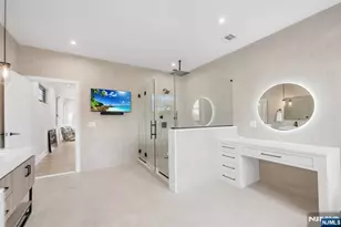 336 Lockwood Dr, Paramus, NJ 07652 - Photo 26