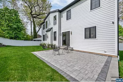 336 Lockwood Drive, Paramus, NJ 07652 - Photo 46