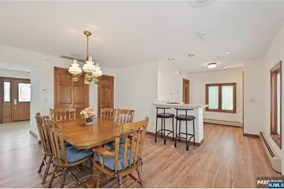 14 Robert Court, Lodi, NJ 07644 - Photo 16