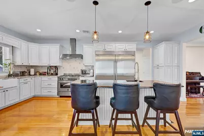 238 Walter Avenue, Hasbrouck Heights, NJ 07604 - Photo 20