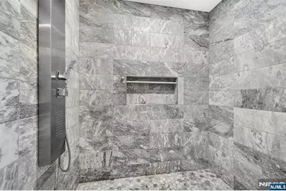238 Walter Avenue, Hasbrouck Heights, NJ 07604 - Photo 24