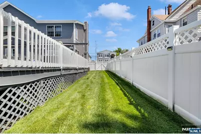 238 Walter Avenue, Hasbrouck Heights, NJ 07604 - Photo 48