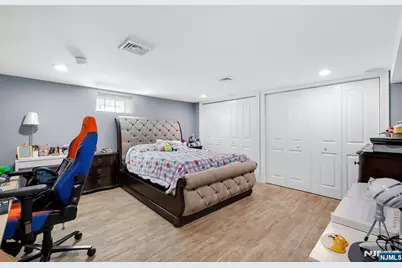 238 Walter Avenue, Hasbrouck Heights, NJ 07604 - Photo 36
