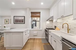 1000 Hudson Street 204, Hoboken, NJ 07030 - Photo 2