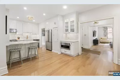 1000 Hudson Street 204 #204, Hoboken, NJ 07030 - Photo 4