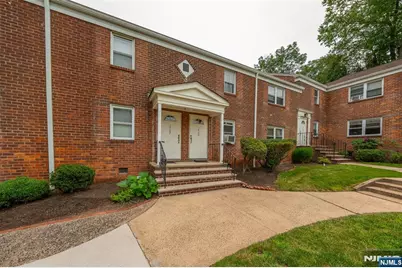 161 Knickerbocker C #C, Englewood, NJ 07631 - Photo 2