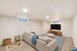 7 Burnham Pl, Fair Lawn, NJ 07410 - Photo 20