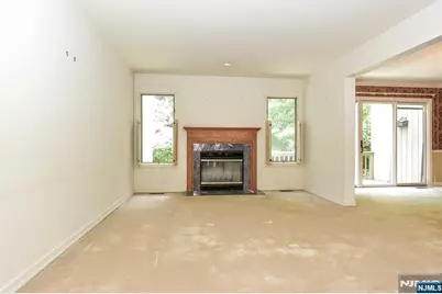 281 E Vista View Drive, Mahwah, NJ 07430 - Photo 8