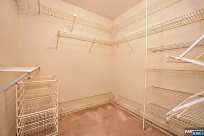 281 E Vista View Drive, Mahwah, NJ 07430 - Photo 18