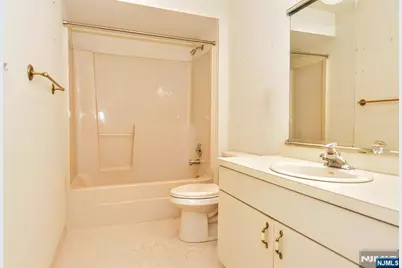 281 E Vista View Drive, Mahwah, NJ 07430 - Photo 22