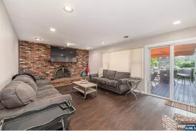 376 Chelsea Street, Paramus, NJ 07652 - Photo 22