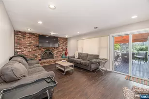 376 Chelsea St, Paramus, NJ 07652 - Photo 22