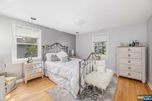 376 Chelsea St, Paramus, NJ 07652 - Photo 24