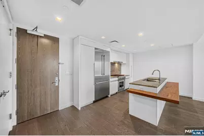 320 Adolphus Avenue 611 #611, Cliffside Park, NJ 07010 - Photo 6
