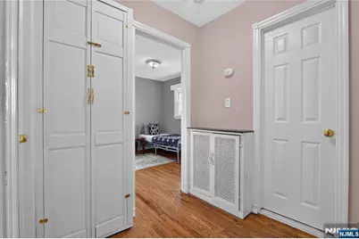8 Coyles Court, Clifton, NJ 07013 - Photo 18