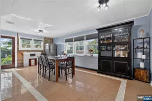 8 Coyles Ct, Clifton, NJ 07013 - Photo 10