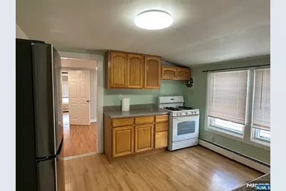60 Morrissee Avenue 3 #3, Wallington, NJ 07057 - Photo 8