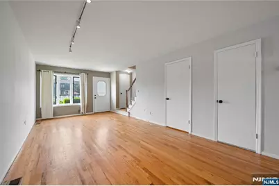 24 River Road E535 #E535, Clifton, NJ 07014 - Photo 12