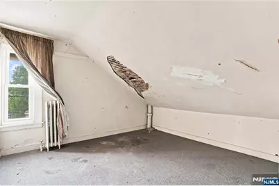 223 Montgomery Street, Bloomfield, NJ 07003 - Photo 20