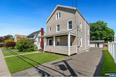 223 Montgomery Street, Bloomfield, NJ 07003 - Photo 22