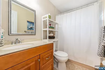 605 Grove Street E3 #E3, Clifton, NJ 07013 - Photo 12