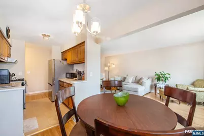 605 Grove Street E3 #E3, Clifton, NJ 07013 - Photo 6