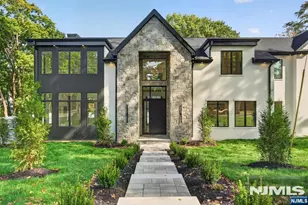 63 Inness Rd, Tenafly, NJ 07670 - Photo 2