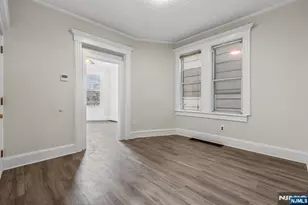 292 Claremont Ave 1st Floor, Jersey City, NJ 07305 - Photo 6