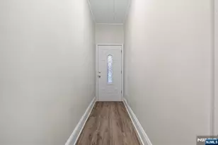 292 Claremont Ave 1st Floor, Jersey City, NJ 07305 - Photo 14