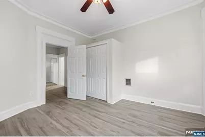 292 Claremont Avenue 1st Floor #1st Floor, Jersey City, NJ 07305 - Photo 10