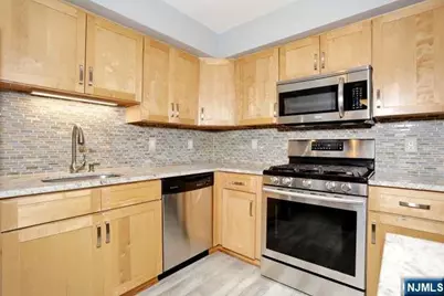 108-110 Passaic Avenue C-24 #C-24, Nutley, NJ 07110 - Photo 14
