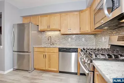 108-110 Passaic Avenue C-24 #C-24, Nutley, NJ 07110 - Photo 12