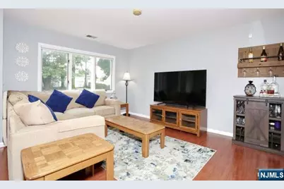 108-110 Passaic Avenue C-24 #C-24, Nutley, NJ 07110 - Photo 6