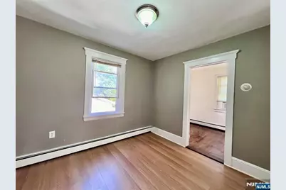 164 Delaware Avenue 2 #2, Dumont, NJ 07628 - Photo 4