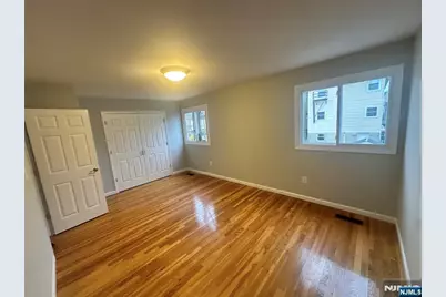 129 Sussex Street 1 #1, Harrison, NJ 07029 - Photo 6