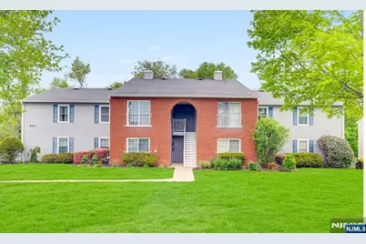 502 Harding Road 2 #2, Freehold Township, NJ 07728 - Photo 2