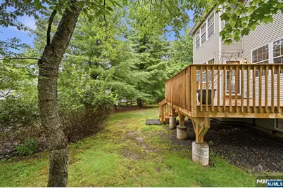 13 Oakwood Court, Cedar Grove, NJ 07009 - Photo 44