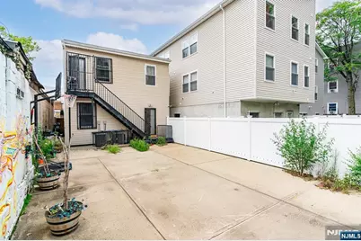 502 18th Street, Newark, NJ 07103 - Photo 24