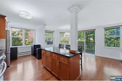 200 Grand Cove Way 4J #4J, Edgewater, NJ 07020 - Photo 6