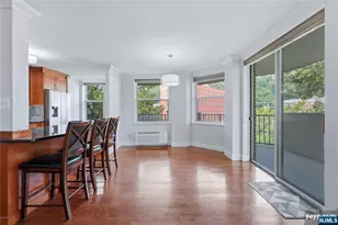 200 Grand Cove Way 4J, Edgewater, NJ 07020 - Photo 4