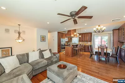 45 Erie Avenue, Midland Park, NJ 07432 - Photo 22